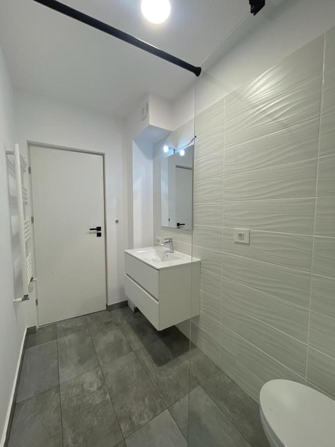 Sky Residence Airport Therme Otopeni 1 Eksteriør billede